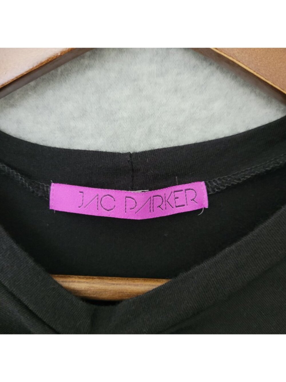 Jac Parker Mixology Ruched Crop Top Size S Black Front Drawstring Short Sleeve - Picture 3 of 4